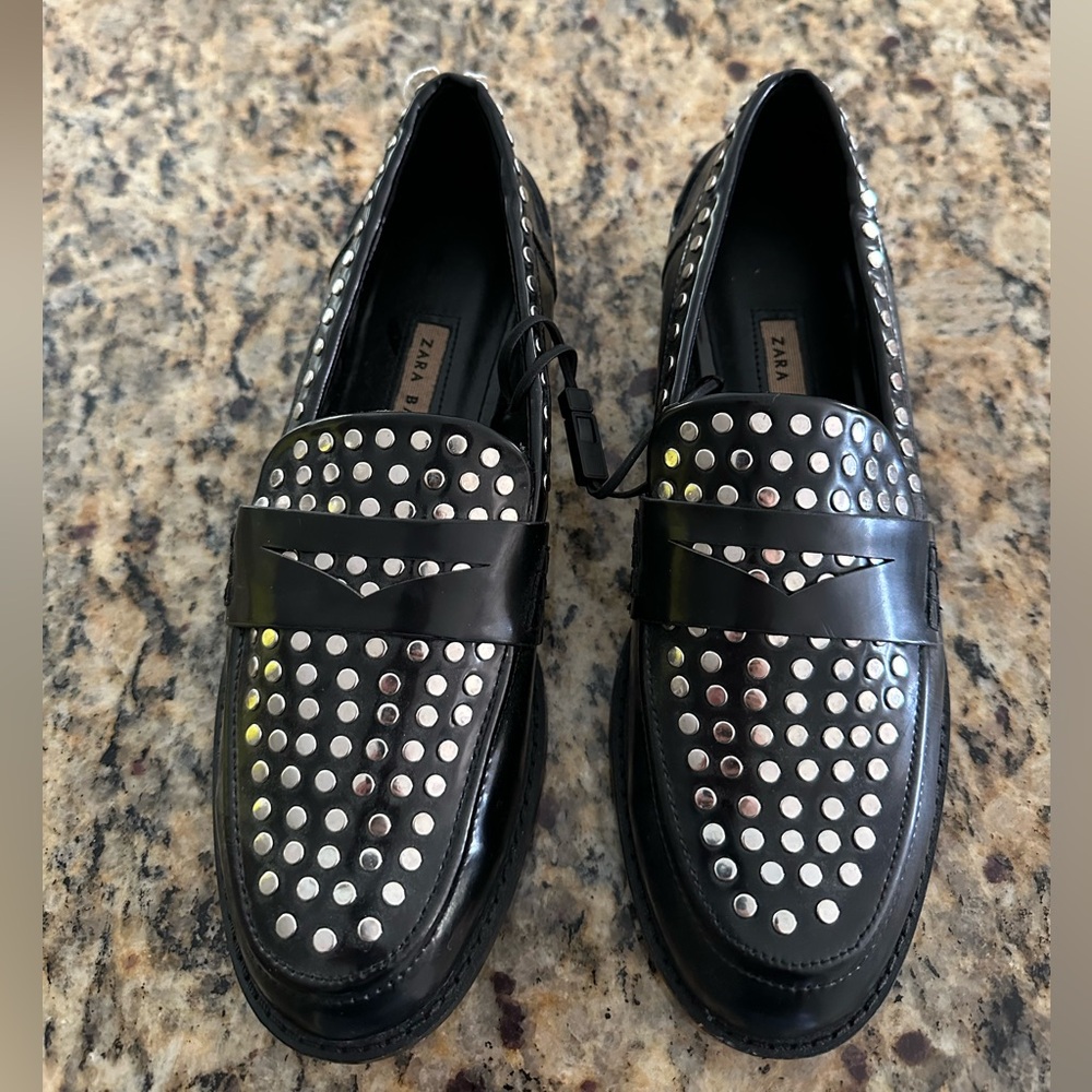 Zara Women NEW Studded Loafers